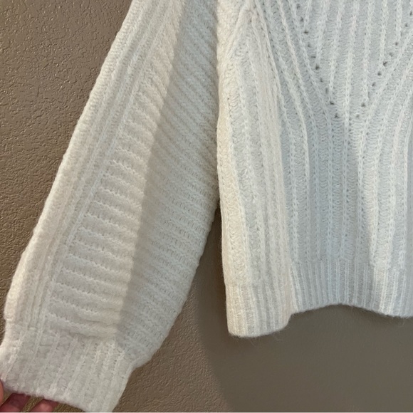 NWT Free People Ivory Sweater - Picture 6 of 7
